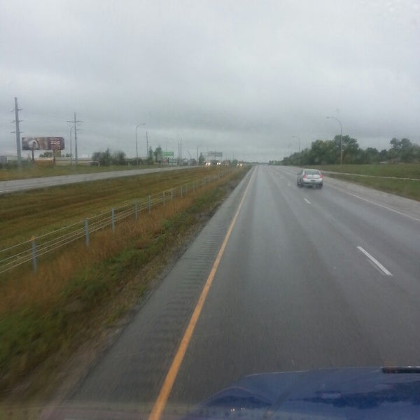 Photos at Minnesota / North Dakota State Line Border Crossing in Fargo