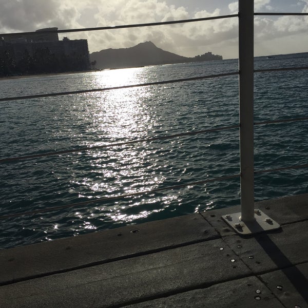 12/27/2016にHoldenがAtlantis Submarines Waikikiで撮った写真