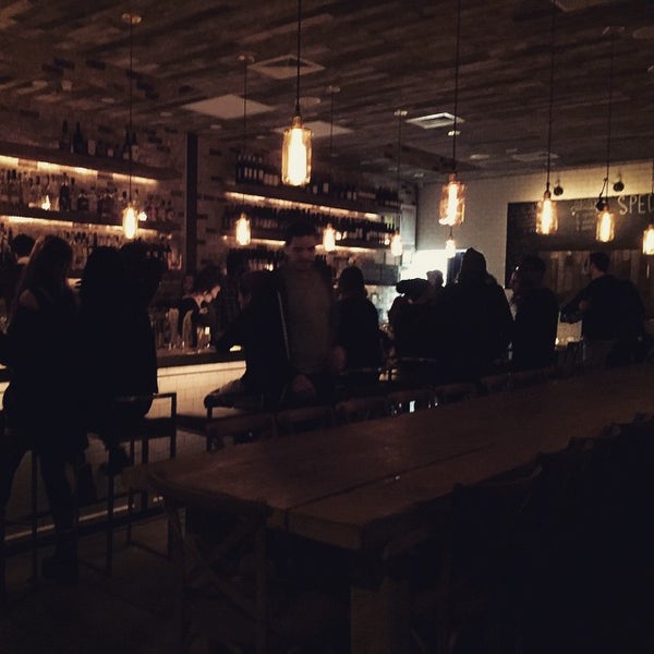 3/12/2015 tarihinde Andrea S.ziyaretçi tarafından MIUSA Wine Bar'de çekilen fotoğraf