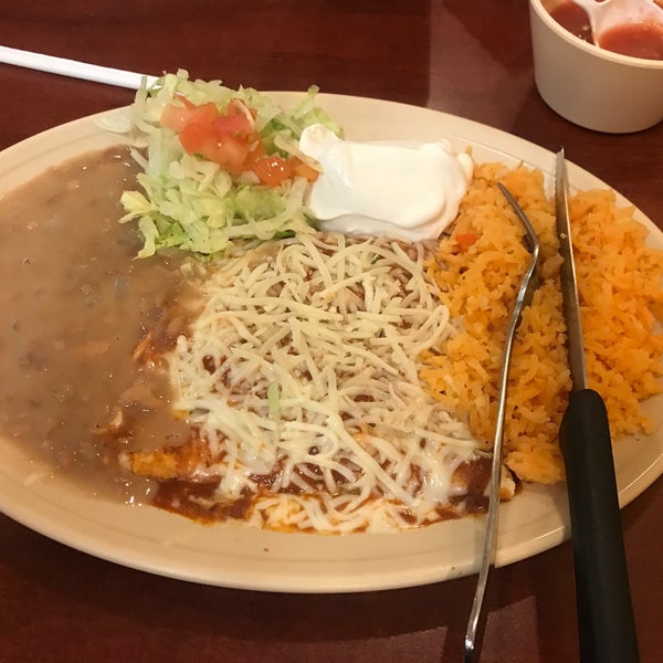 El Famous Burrito Rogers Park 7047 N Clark St