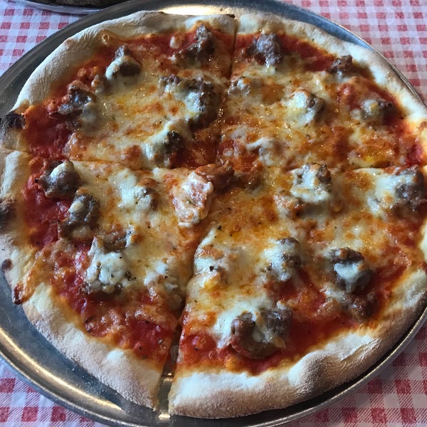 Photo taken at Bongiorno&#39;s Italian Deli &amp; Pizzeria by Bill D. on 3/28/2018