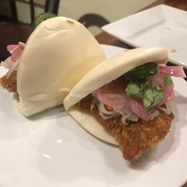 Das Foto wurde bei Saigon Sisters Restaurant von Bill D. am 12/8/2019 aufgenommen