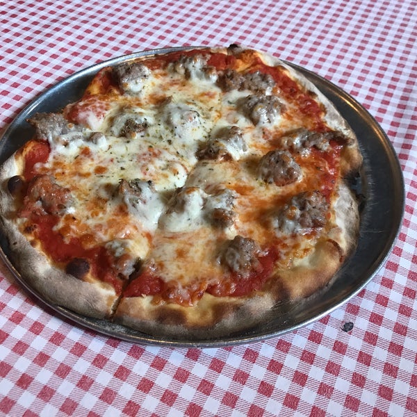 Photo taken at Bongiorno&#39;s Italian Deli &amp; Pizzeria by Bill D. on 5/26/2017