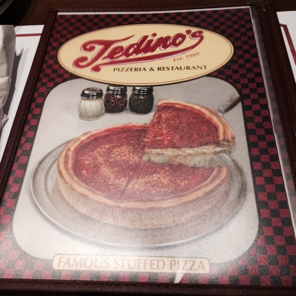 รูปภาพถ่ายที่ Tedino&#39;s Pizzeria โดย Bill D. เมื่อ 6/13/2015