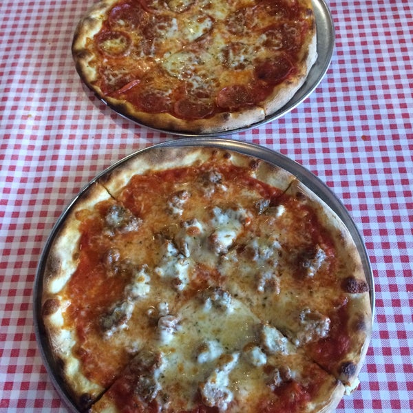 Photo taken at Bongiorno&#39;s Italian Deli &amp; Pizzeria by Bill D. on 3/17/2016