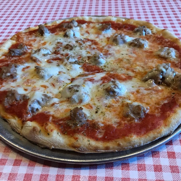 Photo taken at Bongiorno&#39;s Italian Deli &amp; Pizzeria by Bill D. on 11/9/2017