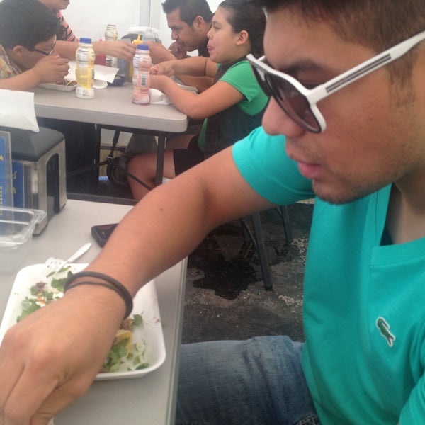 Tacos De Cabeza Estilo Cajeme Sunnyside'de Meksika Restoranı