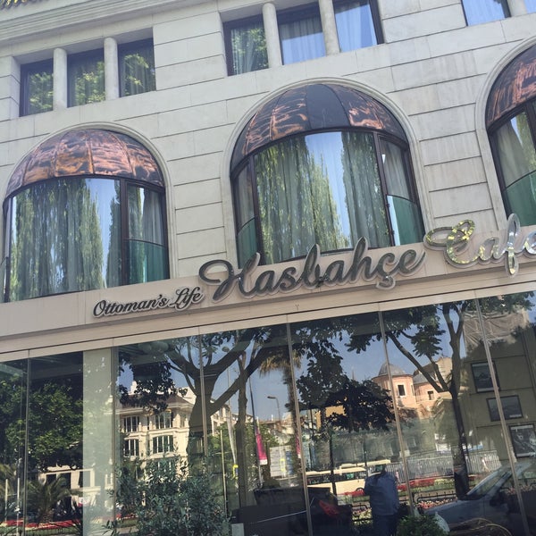 รูปภาพถ่ายที่ Ottoman&#39;s Life Boutique Hotel โดย erdal c. เมื่อ 6/29/2015
