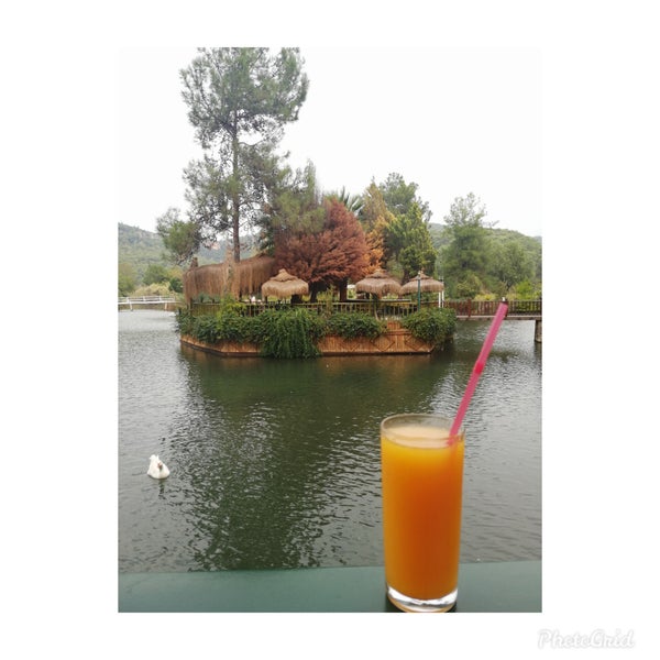 10/16/2019にGül D.がSaklı Göl Restaurant &amp; Nature Clubで撮った写真
