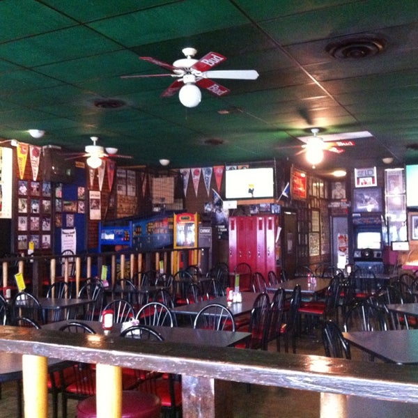 Photos At Locker Room Florissant 10 Paddock Hills Plaza