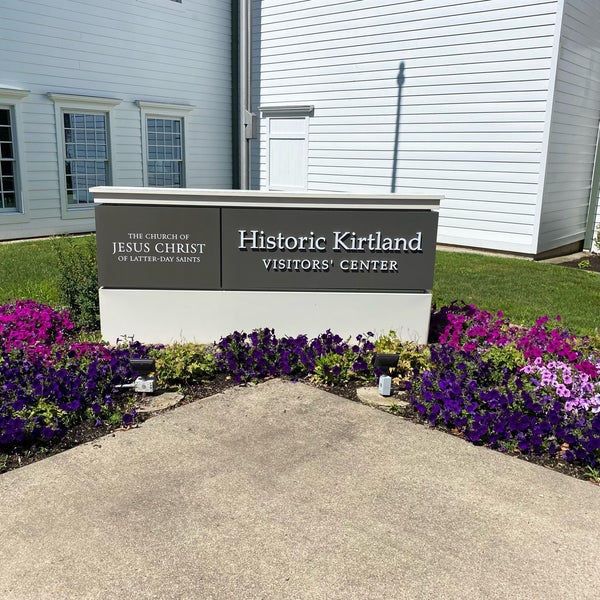 Historic Kirtland Visitor's Center Tourist Information and Service