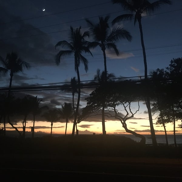 Foto scattata a Maui Coast Hotel da Karyn G. il 12/18/2020