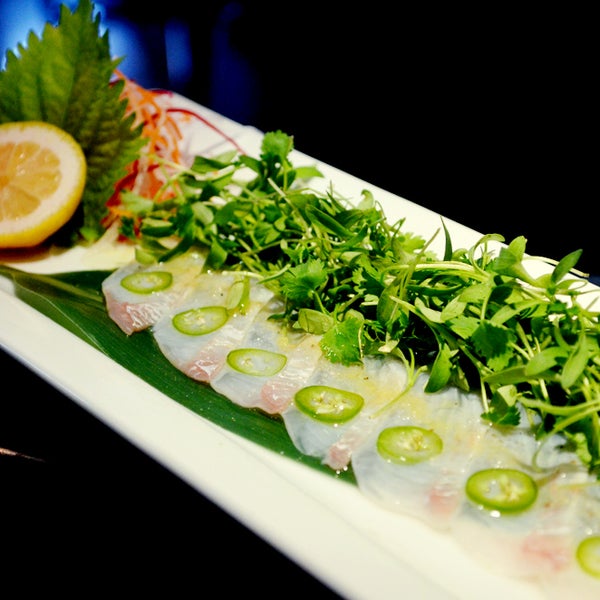 Foto scattata a Umi Sushi da Umi Sushi il 12/9/2014