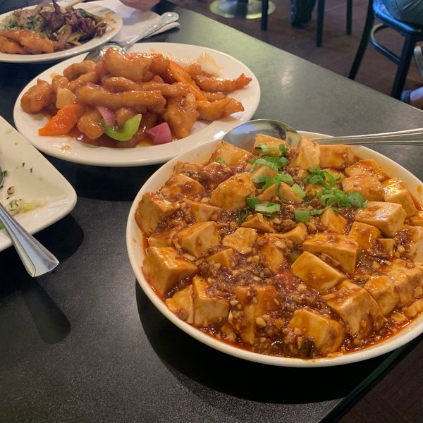 Mayflower Chinese Restaurant in West Valley