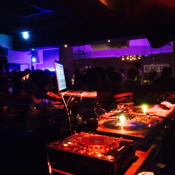 Boom brothers бар санкт-петербург. Boom компания. Boom bar на ленинском 82. Ла бара бара бара бум бара бум бара бум бара бара бара бум. Boombar ресторан.