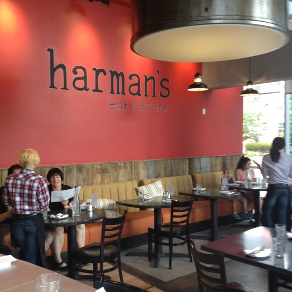 Photo taken at Harman&#39;s Eat &amp; Drink by James T. on 6/29/2013
