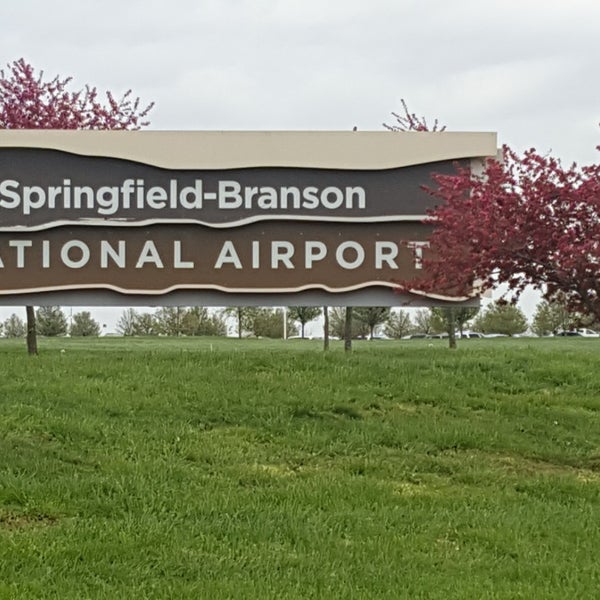 Снимок сделан в Springfield-Branson National Airport (SGF) пользователем Sherryl W. 4/17/2019