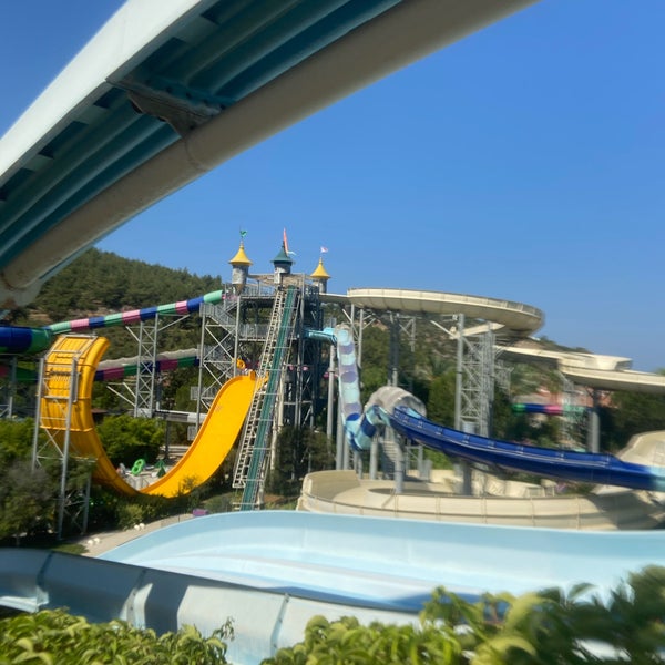 Foto tomada en Aqua Fantasy Aquapark  por Nazlı I. el 7/29/2020