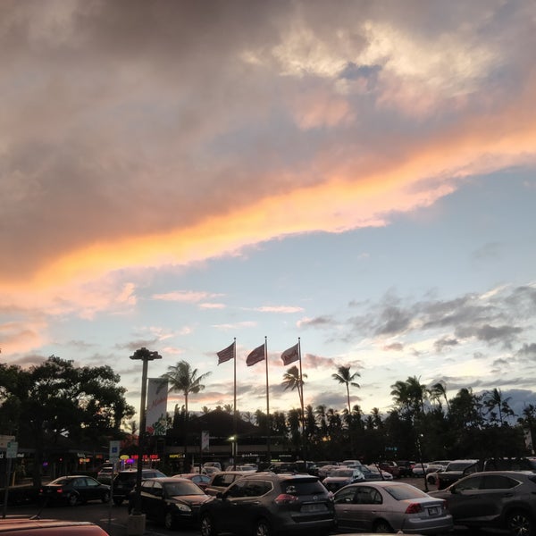 Azeka Shopping Center Makai Shopping Mall in Kīhei