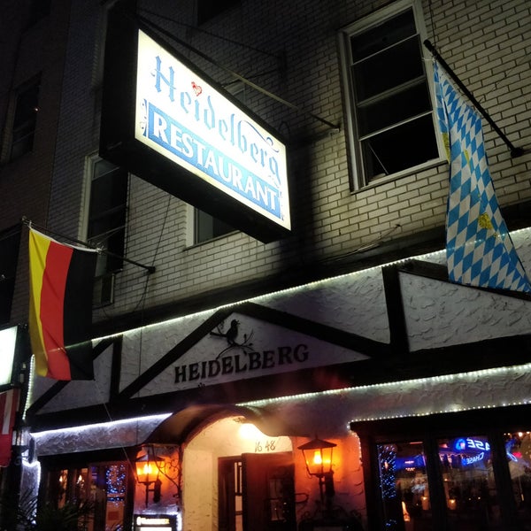Foto tirada no(a) Heidelberg Restaurant por Johnathan R. em 9/28/2018