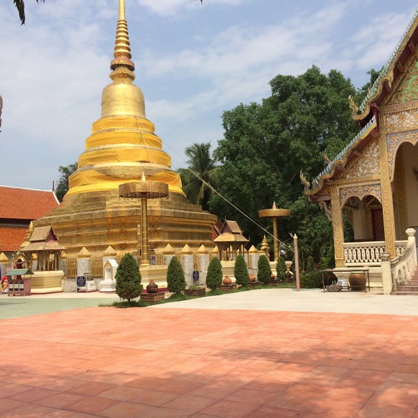Photo taken at Wat Phra That Sadet by Gwaluk🎏 on 5/23/2017