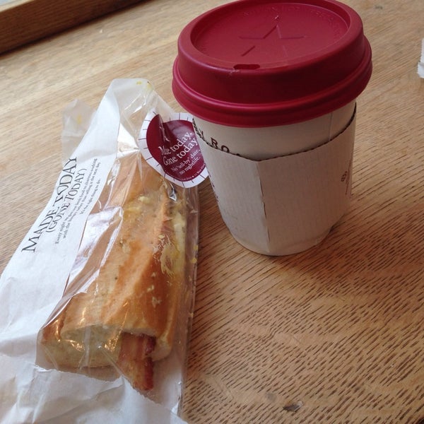 Photo taken at Pret A Manger by Cristiane P. on 8/16/2014