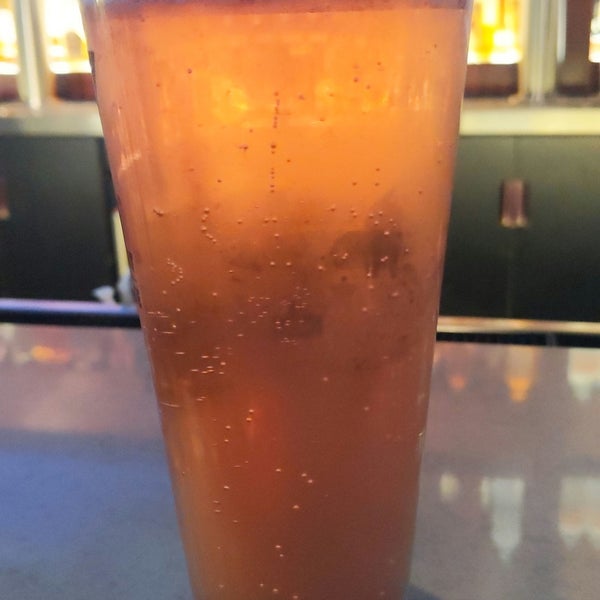 Photo taken at BJ&#39;s Restaurant &amp; Brewhouse by Robert S. on 2/7/2022