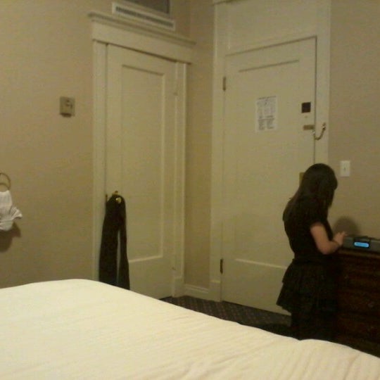 Foto tirada no(a) Peery Hotel por Stephen R. em 11/1/2012
