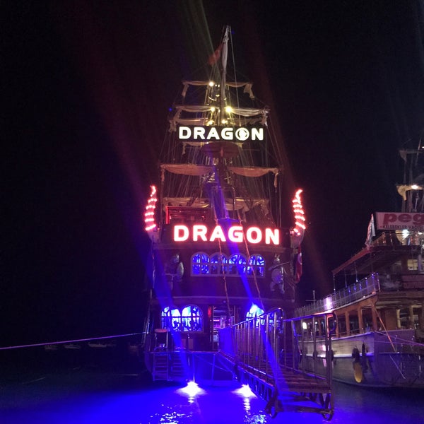 Photo taken at Dragon Boat OluDeniz by Mustafa Kağan👅 on 5/2/2018
