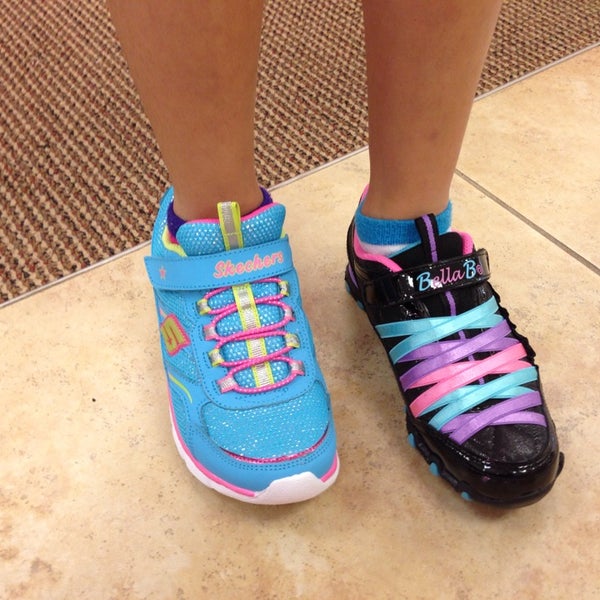 Photos at Famous Footwear 2 tips from 84 visitors