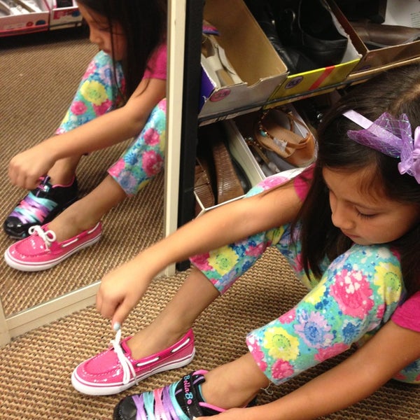 Famous Footwear 2 tips from 85 visitors