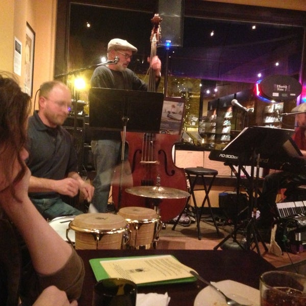 Foto diambil di Rico&#39;s Cafe &amp; Wine Bar oleh Russ W. pada 1/25/2013