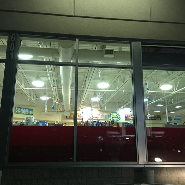 Holiday Stationstores Fuel Station in Coon Rapids