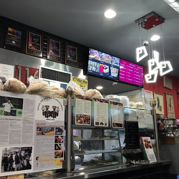 Foto tirada no(a) King Of Falafel &amp; Shawarma por Donia em 10/4/2019
