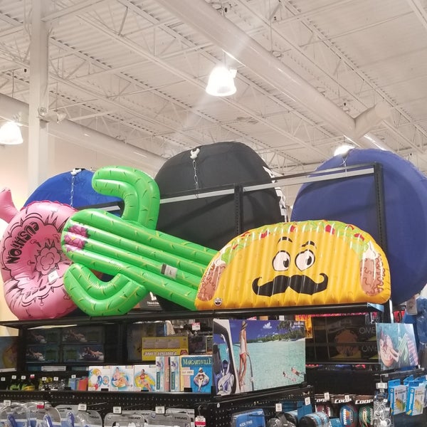 DICK'S Sporting Goods Wichita, KS