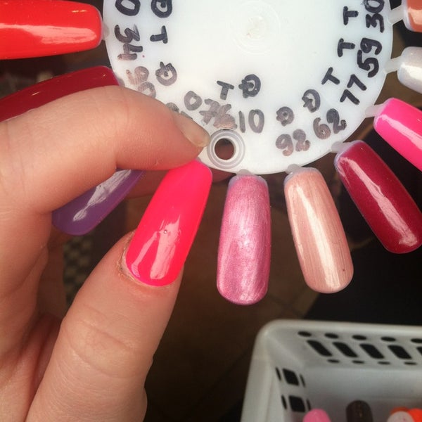 Spa Nails Lowry Hill East 2653 Hennepin Ave