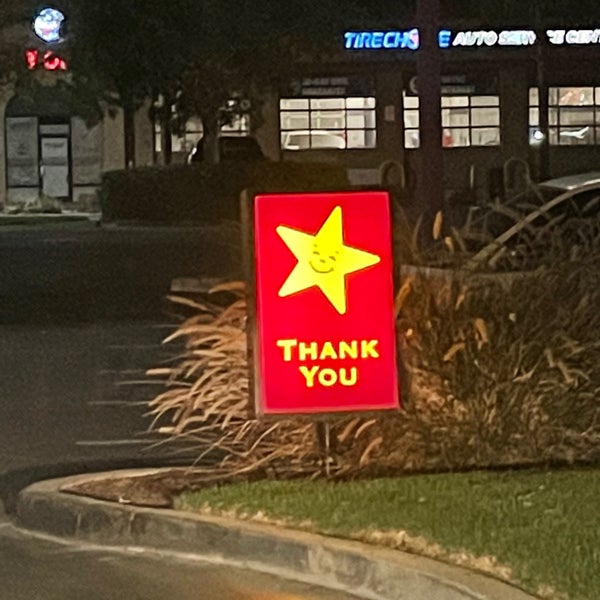 Carl's Jr. Corona Hills 6 tips from 295 visitors