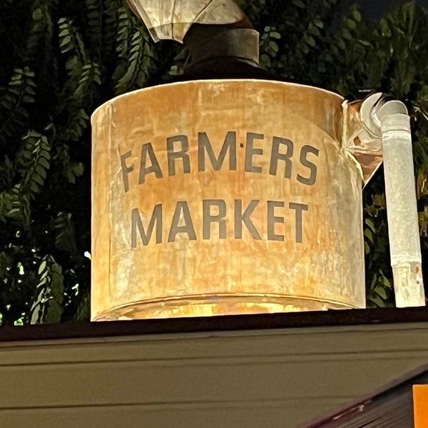 9/20/2023 tarihinde Jay F.ziyaretçi tarafından The Original Farmers Market'de çekilen fotoğraf