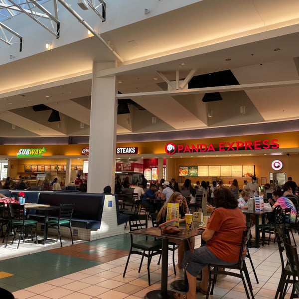 Food Court - La Sierra - Galleria at Tyler