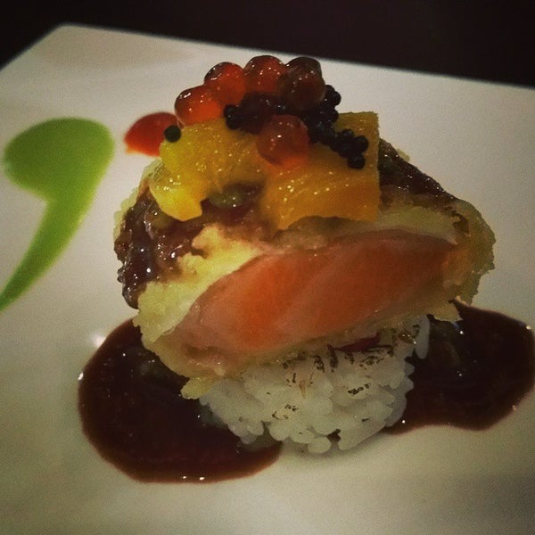 Foto scattata a I Privé - Sushi · Sake · Spirits da Stanley C. il 12/14/2014
