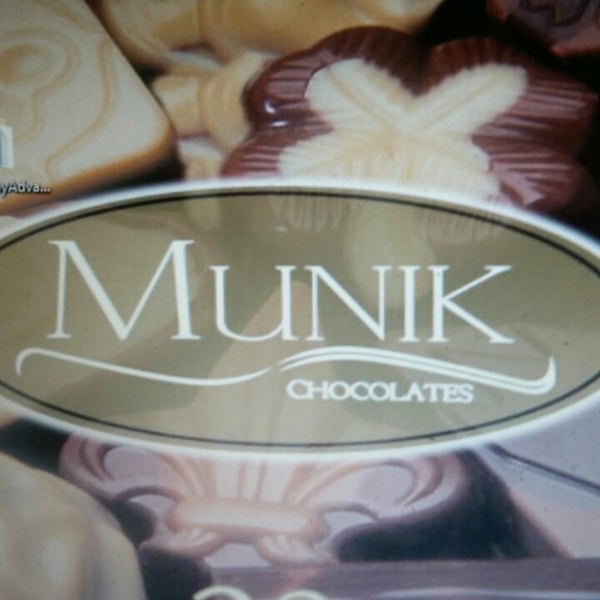 Chocolates Munik Loja de Fábrica Santana R. Caetezal, 316