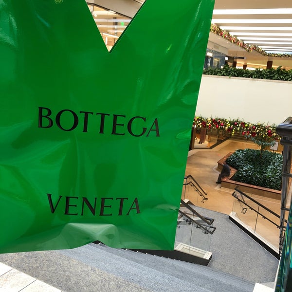 Bottega Veneta South Coast Metro 2 tips from 109 visitors