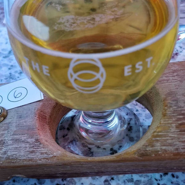 Photo taken at The Establishment Brewing Company by Kevin M. on 7/15/2022