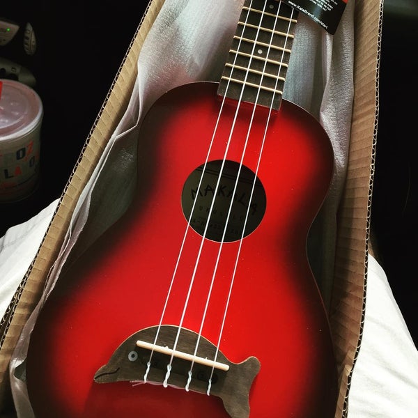 Sam Ash Music Stores San Antonio, TX'da fotoğraflar