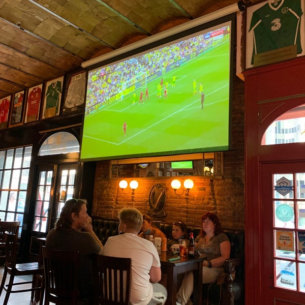 Good Irish bar for watching Barclays premier league football games. They have big screens, A/C, not too crowded. Table service isn’t great but good place to watch matches.