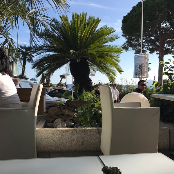 Photo taken at JW Grill Cannes by Abdulaziz on 8/26/2018