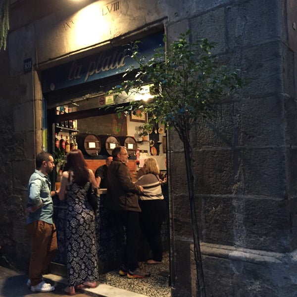 Photo taken at Bar La Plata by Tsuyoshi M. on 5/4/2015
