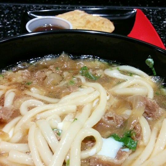 Photo taken at Iyo Udon by Ray L. on 8/9/2014