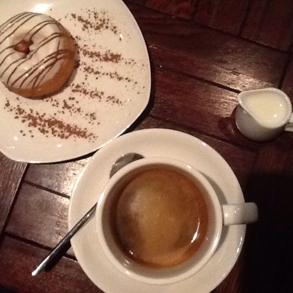 12/13/2014 tarihinde Джейн Э.ziyaretçi tarafından Coffee Jam'de çekilen fotoğraf