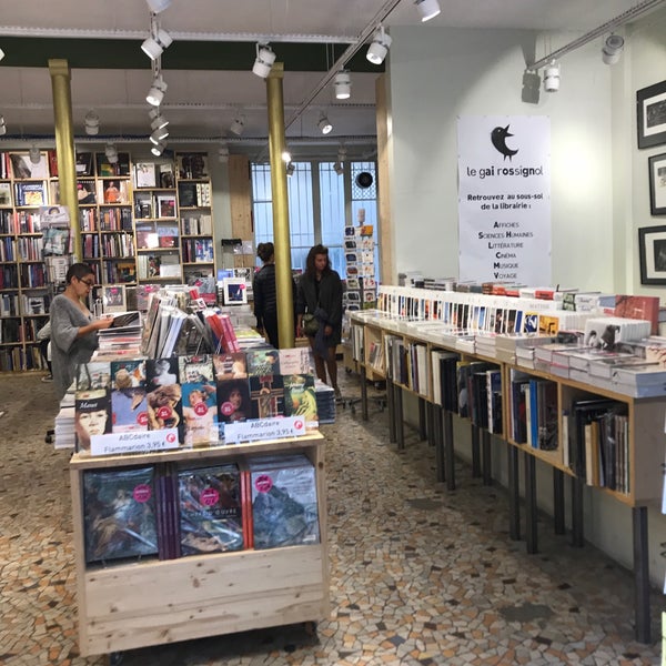 Le Gai Rossignol Libreria En Paris